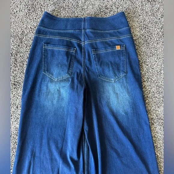 Halara Flex High Waisted Wide Leg Washed Jeans Dark Blue Size Small - Picture 14 of 15